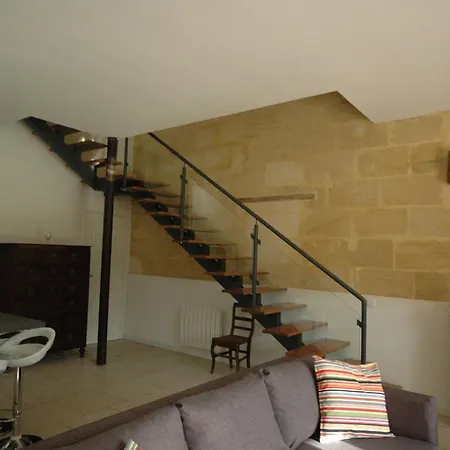 Holiday home De Charme A 15mn De Bordeaux Autonomie 100%